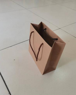 手提(ti)袋印刷過程(cheng)中遇到的問(wèn)題及解決方(fang)法！